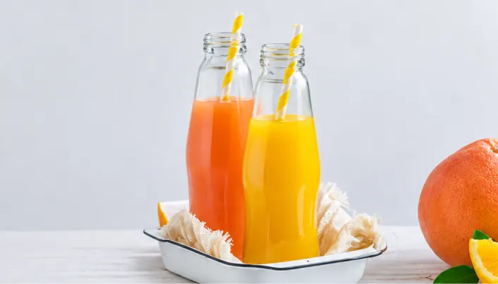 Fruta y jugos disponibles por la mañana en Salones Beyond Banamex.